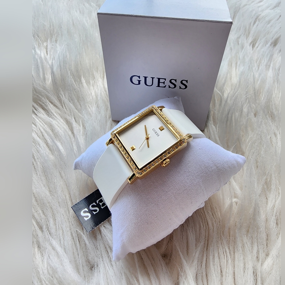 GUESS Gold and White Women's Watch Original Brand New - Picture 5 of 11